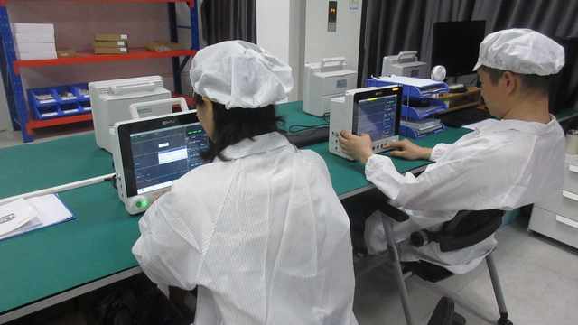 Veterinary ICU equipment and critical care devices