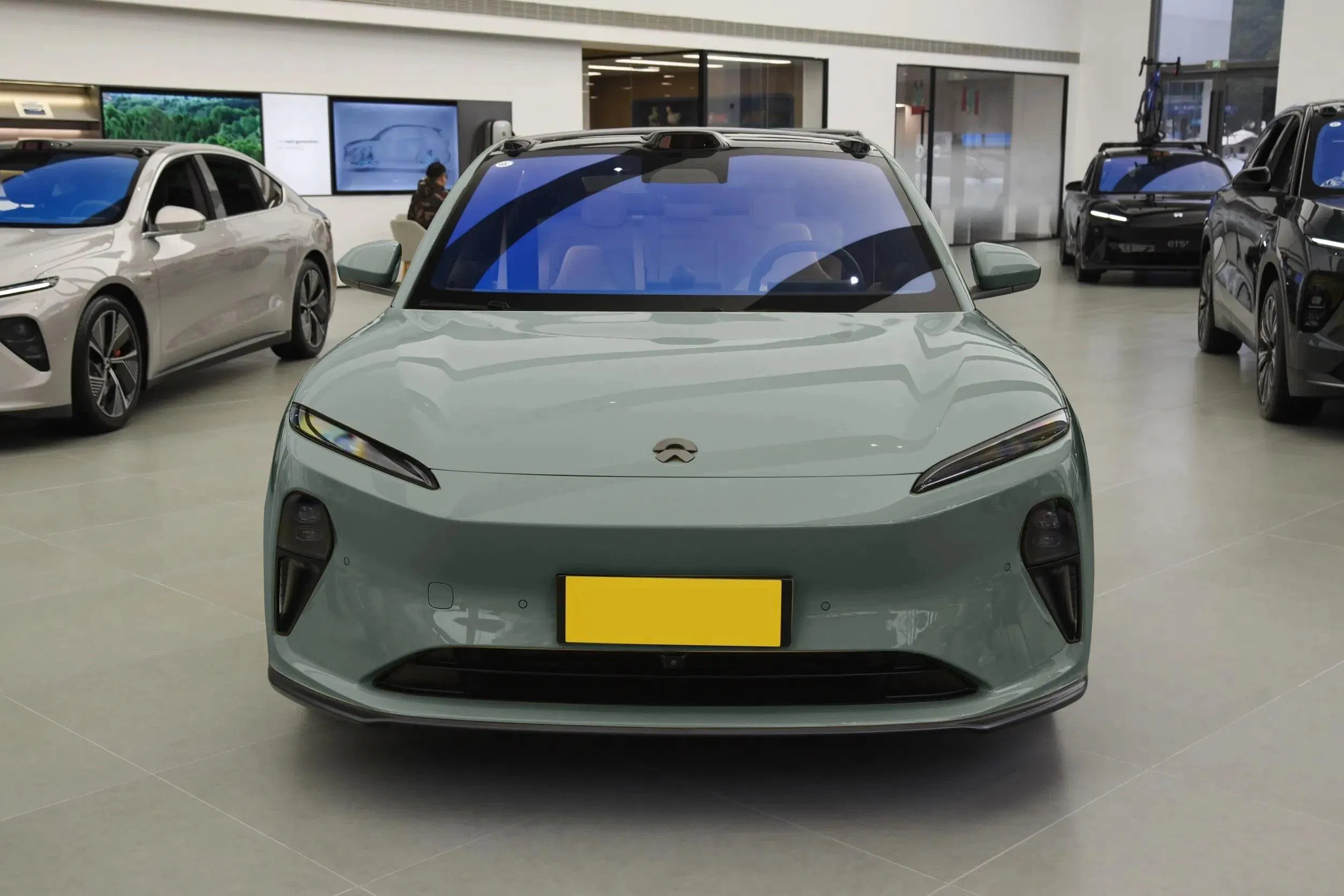 Nio Et5 Electric Sport Car High Performance Flagship New Energy Vehicle Quality Ecar From Nlo Electric Automobiles