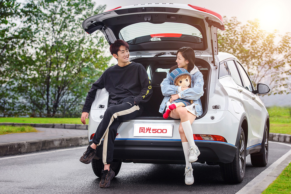 Dfsk Fengon Glory 500 5 Passenger/Seat New Vehicles Economic Sporty Crossover SUV Made in Chinese Factory