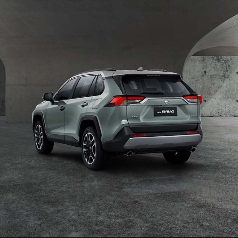 Used Toyota RAV4 Car Hybrid High Performance Compact SUV Family Car with Turbo Engine Leather Seats Acc Cruise Control Rwd Drive