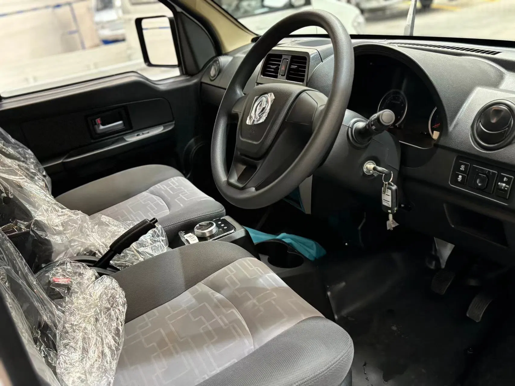 Chinese Commercial EV Cargo Van Ec35 II with 38.64kwh Battery Capacity