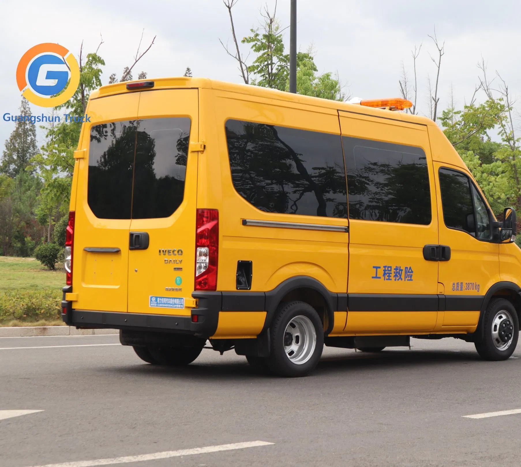 4X4 All Wheel Drive off Road Specialized Generator Vehicle for Power Rescue