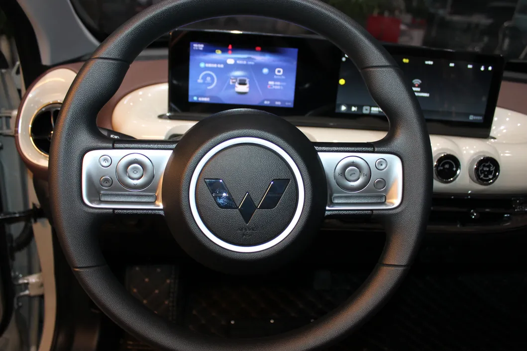 Wuling Mini EV Dashboard