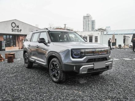 High-Power Economical Beijing off-Road Bj30 Sport Utility Vehicle for Family Road Trips