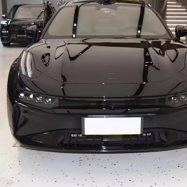 2025 Zeekr 001 Hatchback à direction gauche, véhicule chinois à grande vitesse, traction intégrale, suspension pneumatique, véhicule à énergie nouvelle, système audio YAMAHA