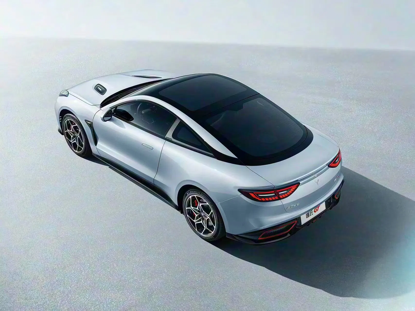 Neta Gt 2023 EV Coupe High-Performance Electric Sports Car