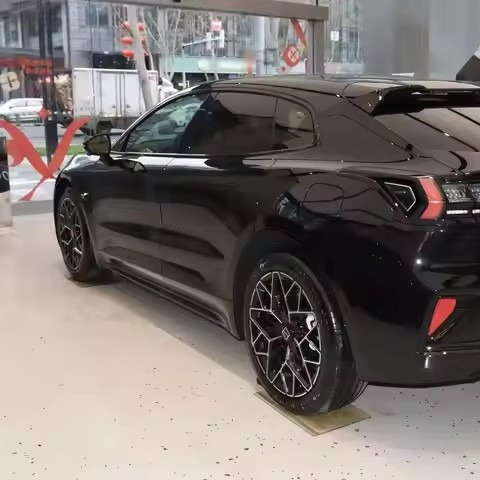 2025 Zeekr 001 Hatchback à direction gauche, véhicule chinois à grande vitesse, traction intégrale, suspension pneumatique, véhicule à énergie nouvelle, système audio YAMAHA