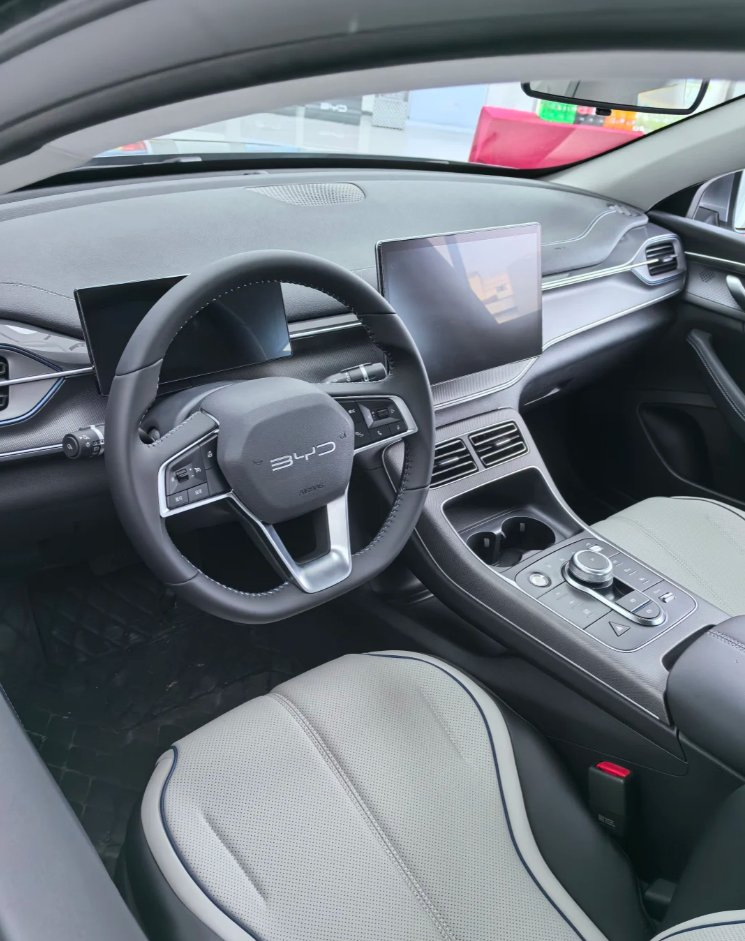 High Performance Byd Destroyer 05 4-Door, 5-Seater Sedan 1.5L High-Efficiency Engine Compact Plug-in Hybrid Sedan Ota Remote Upgrade