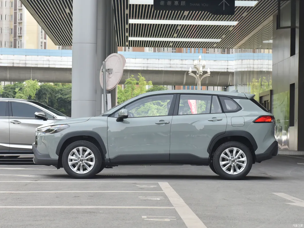 Corolla Cross View 4