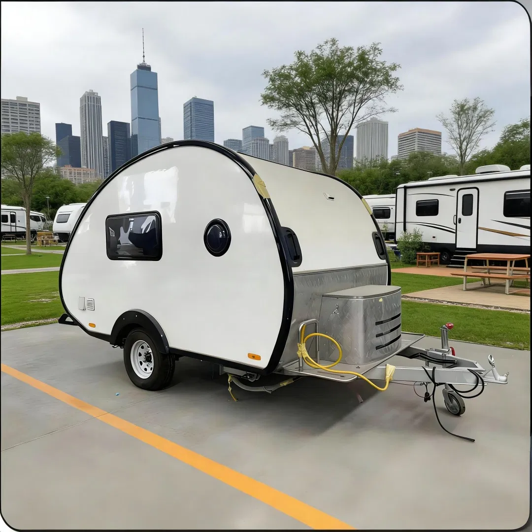 Adventure-Ready Two and Four Fifth Wheel Camper for off-Road Trailers