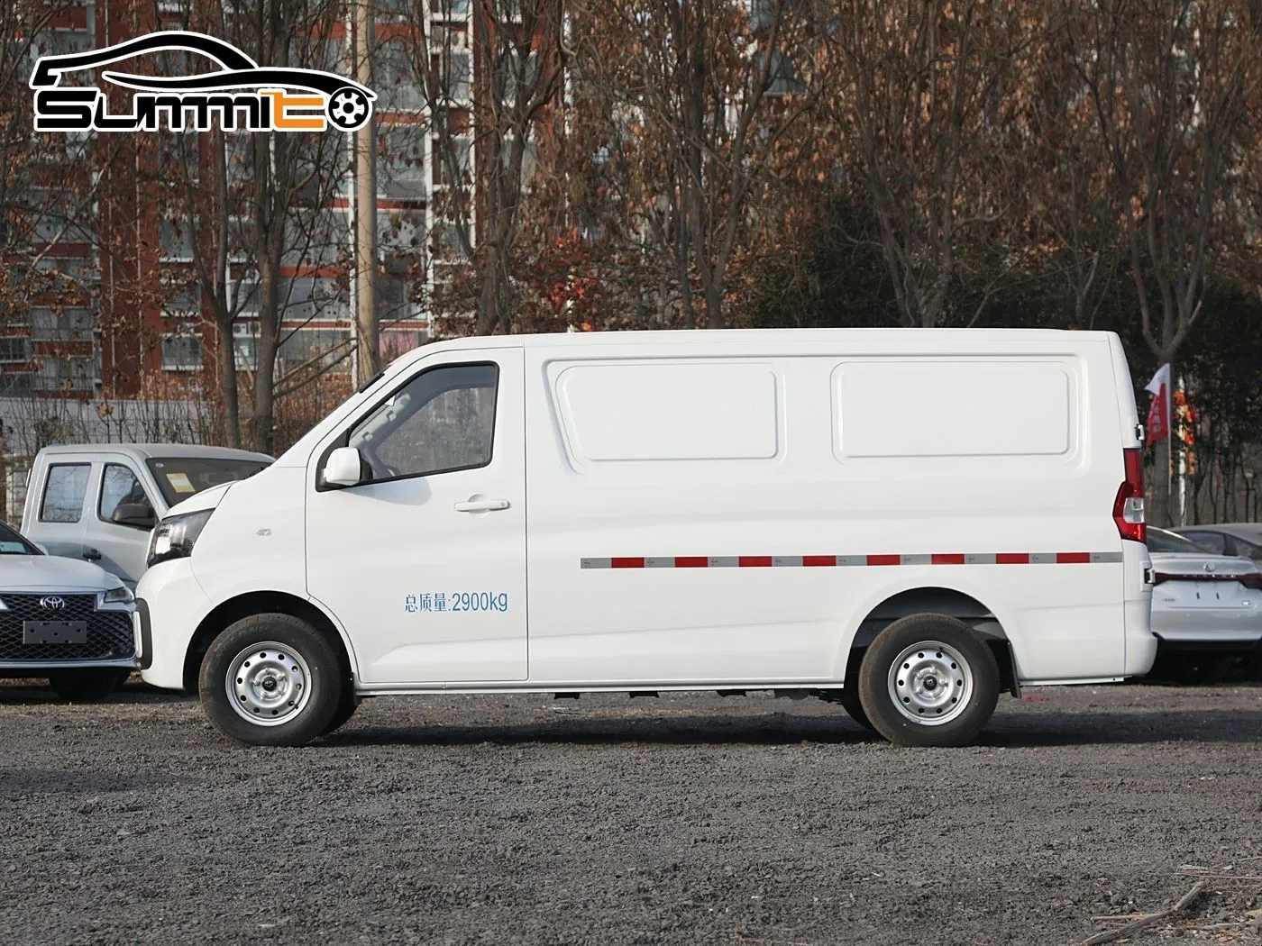 2025 Mini Electric Van Changan Ruixing Em80 Electric Van China's New 2/4/6-Seats Van Passengers Luxury Van