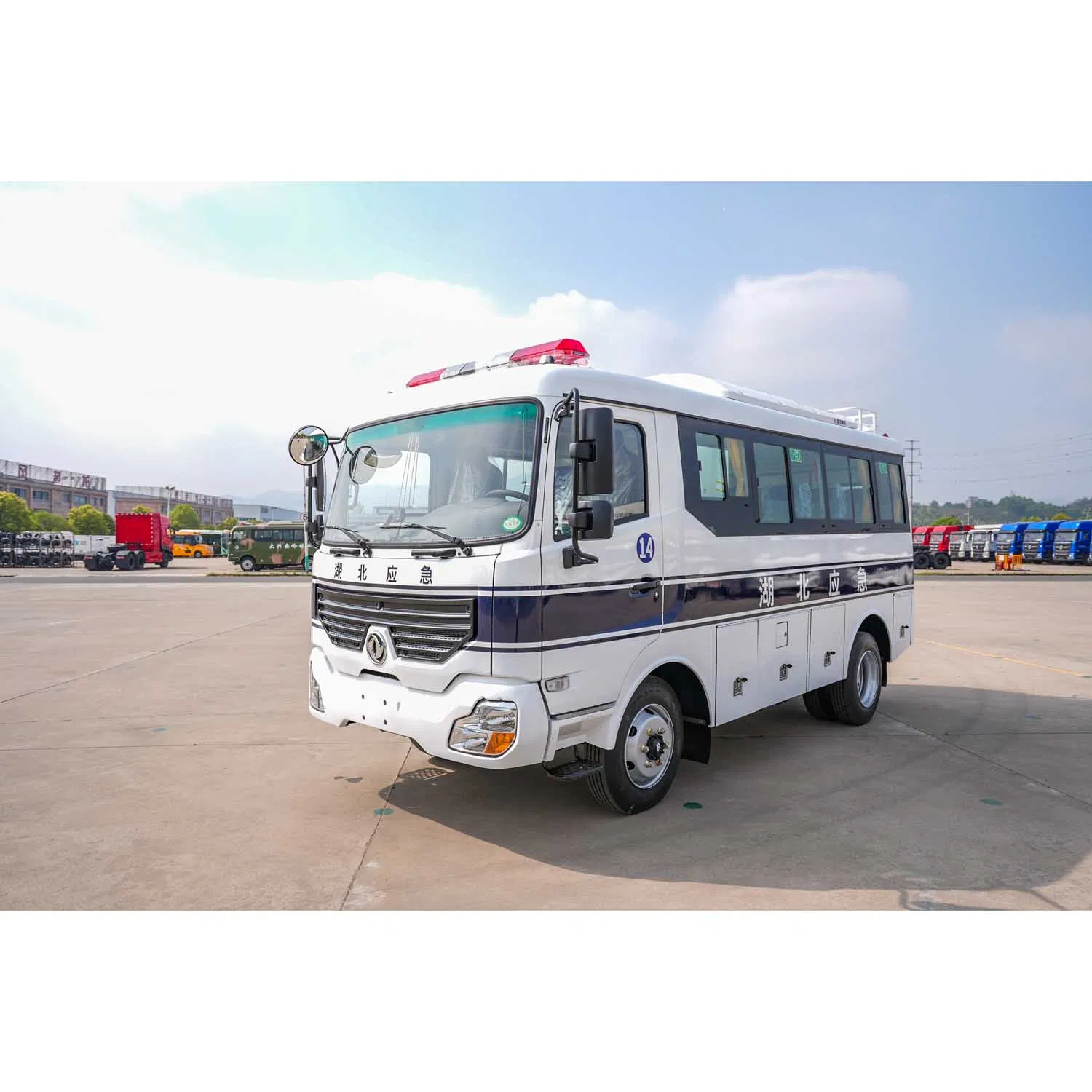 Rugged High-Performance 4X4 off-Road Passenger Vehicle for Any Terrain