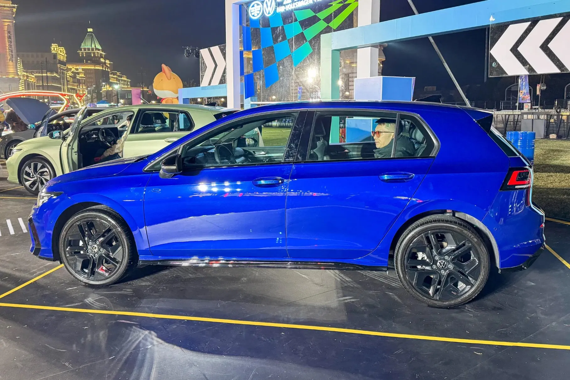 New Blue Ship 4289X1788X1479 China Compact Modern Efficient Sleek VW Sedan Golf