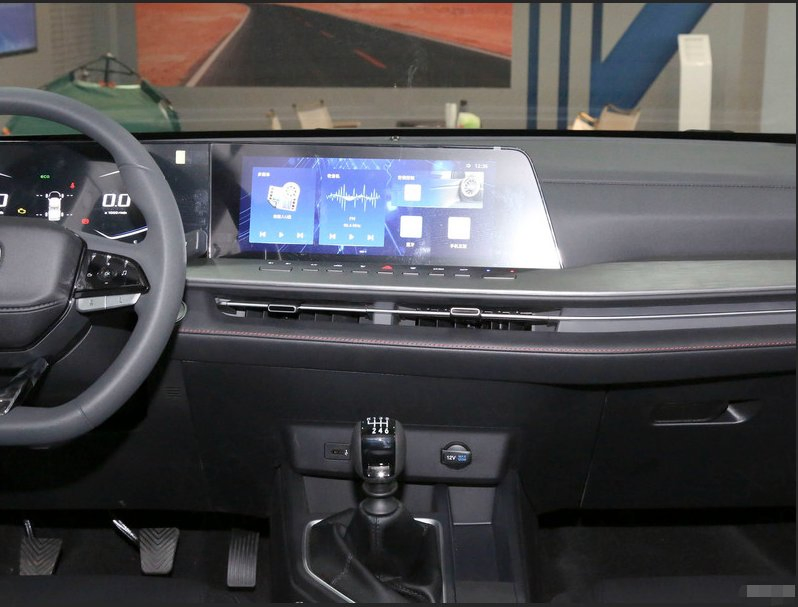 4 Doors 5 Seats Used MID-Size Pick-up Truck Car