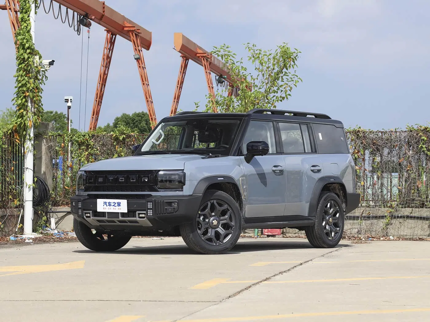 Jetour Traveler 2.0t+8at Gasoline SUV 5 Seat/7 Seat Cars