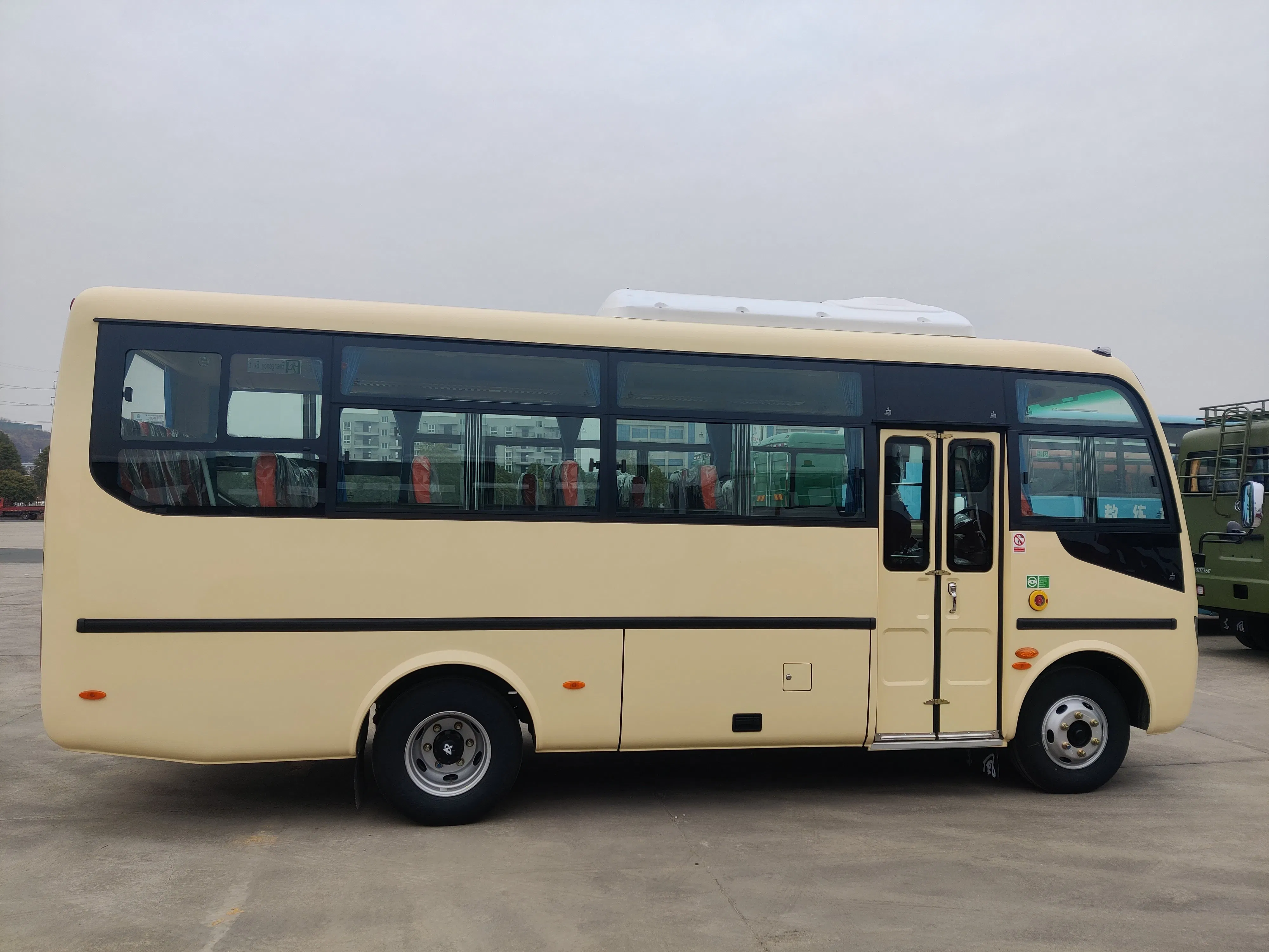 Manual Dongfeng No Package 6630X2280X3040 China Passenger Bus Van with ISO9001