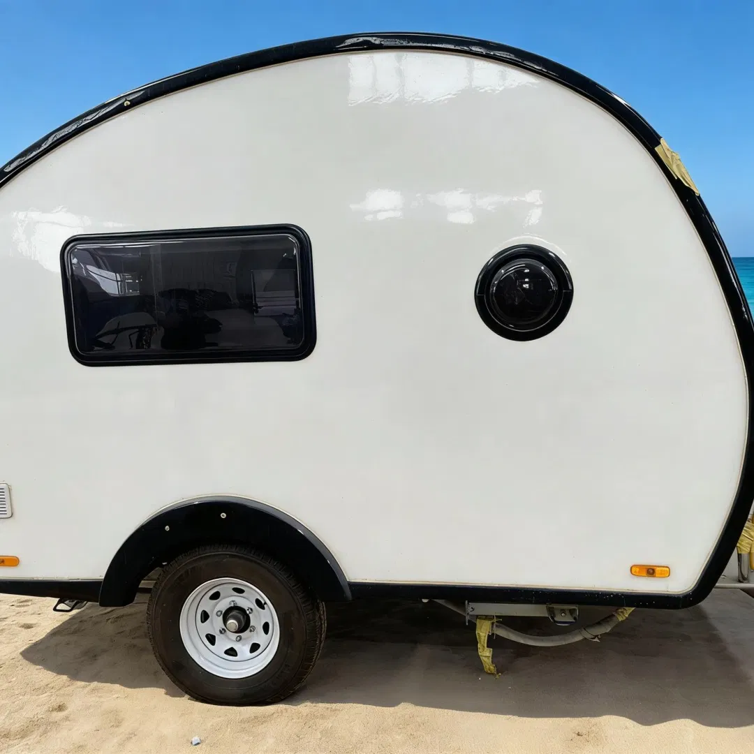 Adventure-Ready Two and Four Fifth Wheel Camper for off-Road Trailers