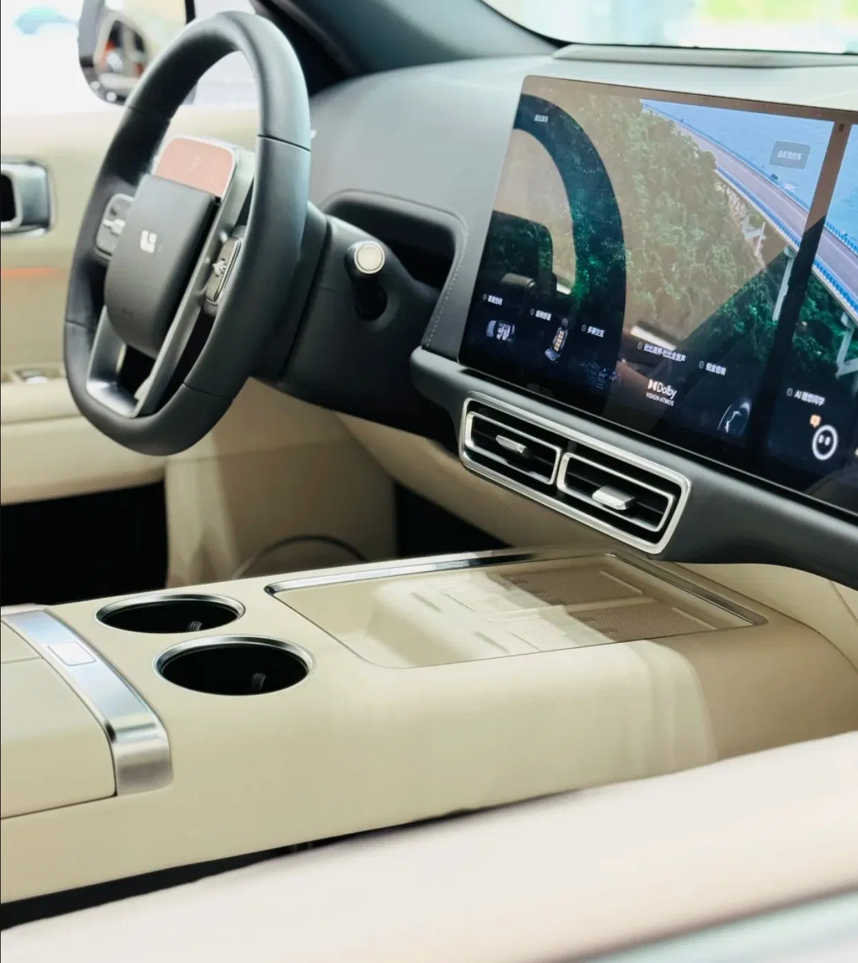 Luxury SUV Li L6 L7 L8 L9 - 1 5t Plug-in Hybrid 2WD Lixiang L6 Stock Electric SUV Russia Cheap Lixiang