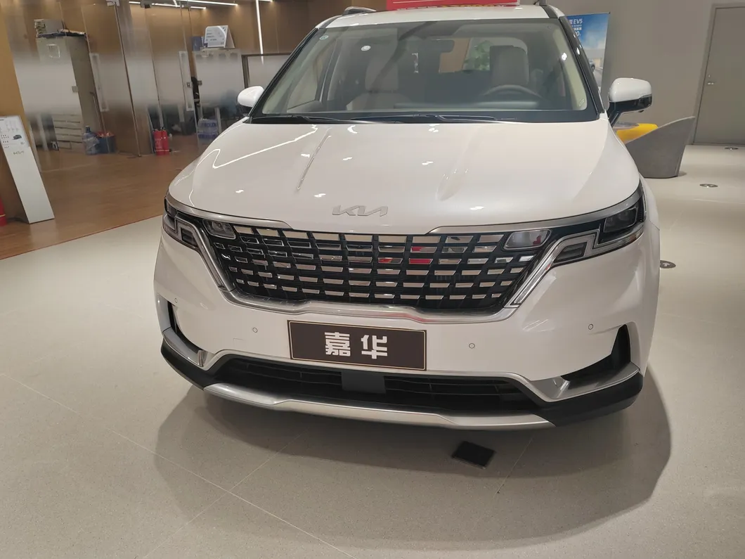 Passenger Van Front View