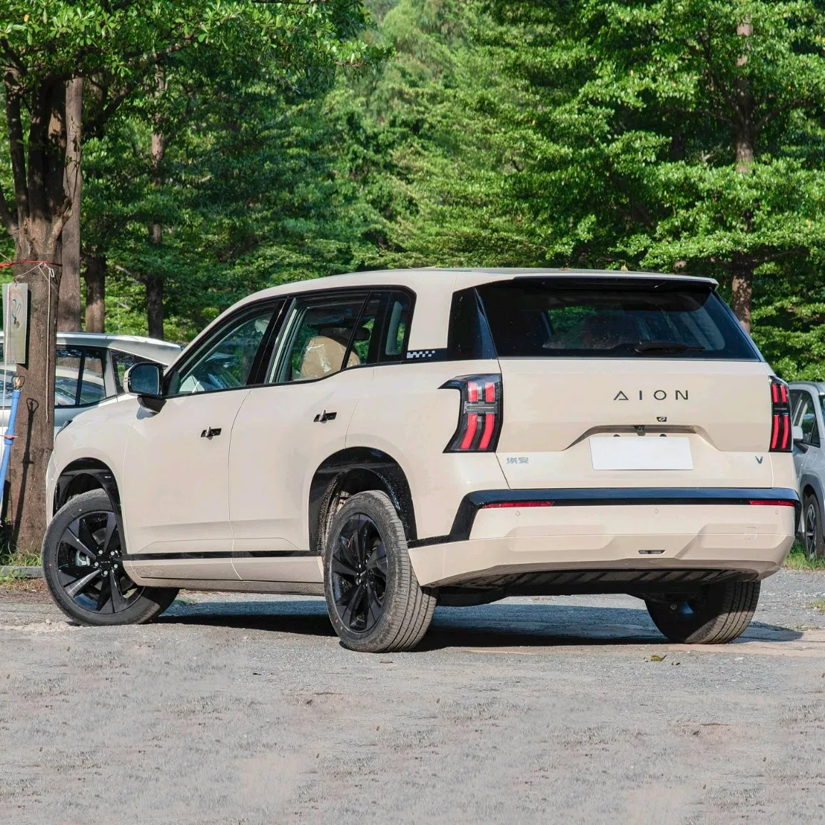 2026 Brand New Aion V Compact SUV Chinese Electric Vehicle Practical Car