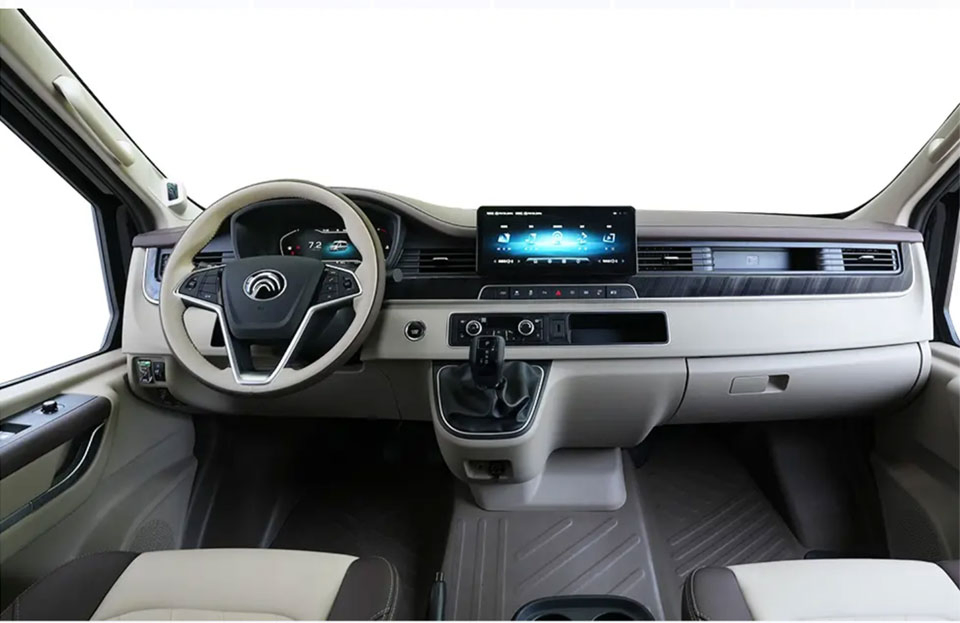 Light Bus Yu-Tong Luxury Tianjun V6 Diesel Light Passenger Van