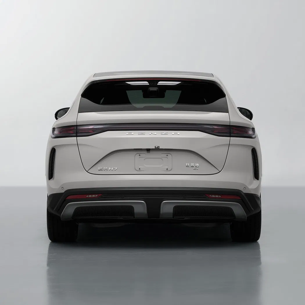 Utilisé Denza N7 VUS électrique à batterie de taille moyenne