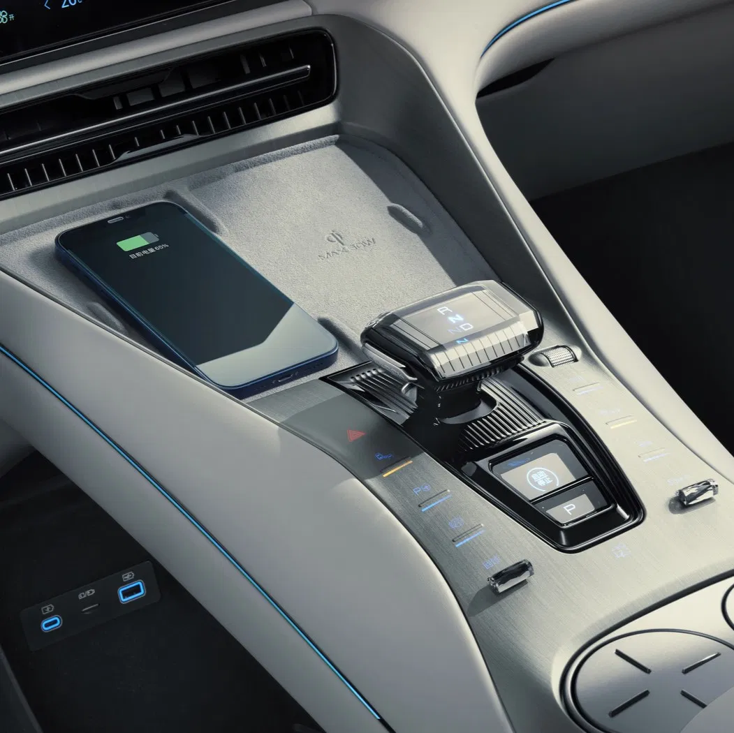 Denza N7 VUS crossover électrique de taille moyenne 1, 000 Km d'autonomie coupé VUS voiture électrique coupé