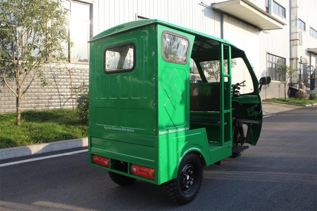 Pengtian Travel Shopping Scooter Family Minivan Rickshaw Gasoline