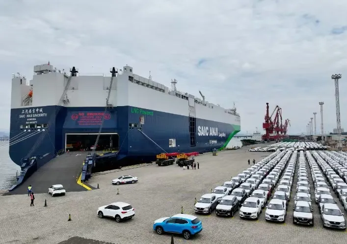 Ro-Ro vessel delivery