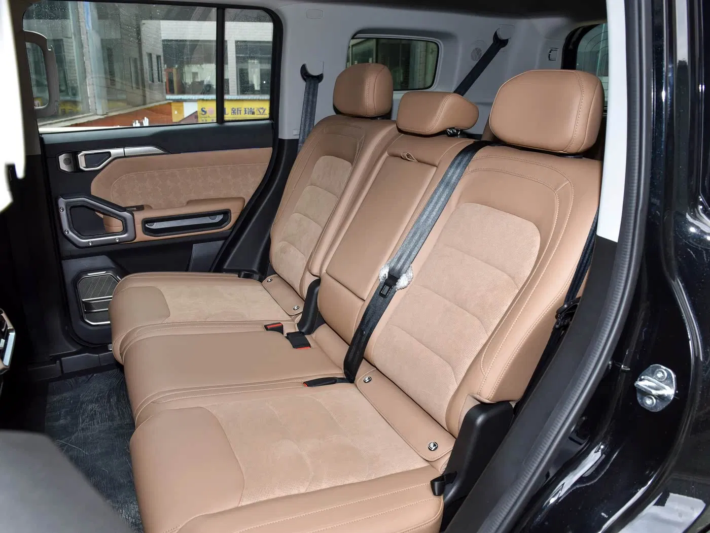 Jetour Traveler SUV Details 6