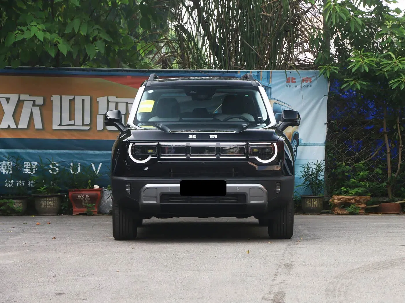 Cost-Effective Economical Beijing off-Road Bj30 Sport Utility Vehicle for Weekend off-Road Exploration