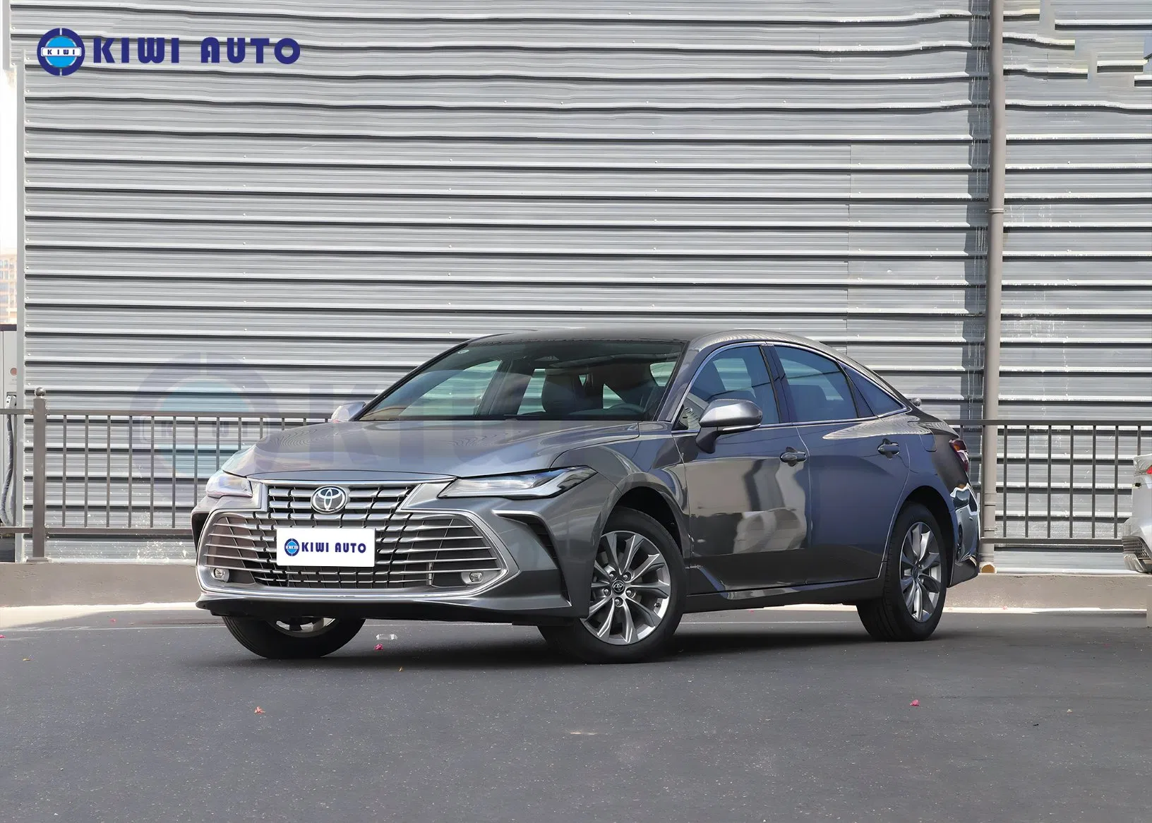 Toyota Avalon Cheap Price Gasoline Adult Auto Fashion Fuel Car used Luxury Medium Car Sedan