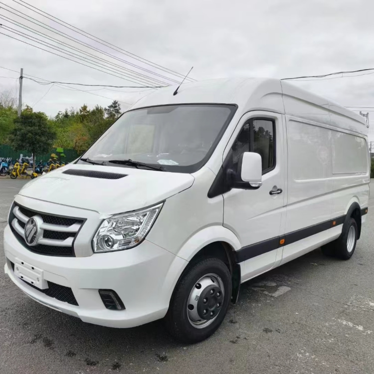 Reliable Foton View G9 Cargo Van for Commercial Use and Delivery