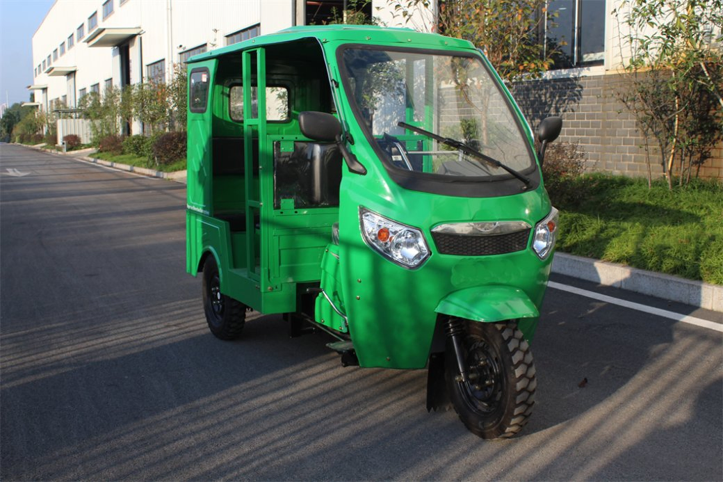 Pengtian Travel Shopping Scooter Family Minivan Rickshaw Gasoline