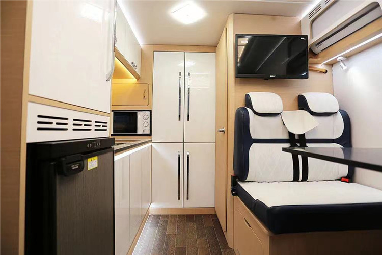 Maxus Saic 4X4 Pickup RV Camper Truck for Ultimate Adventure