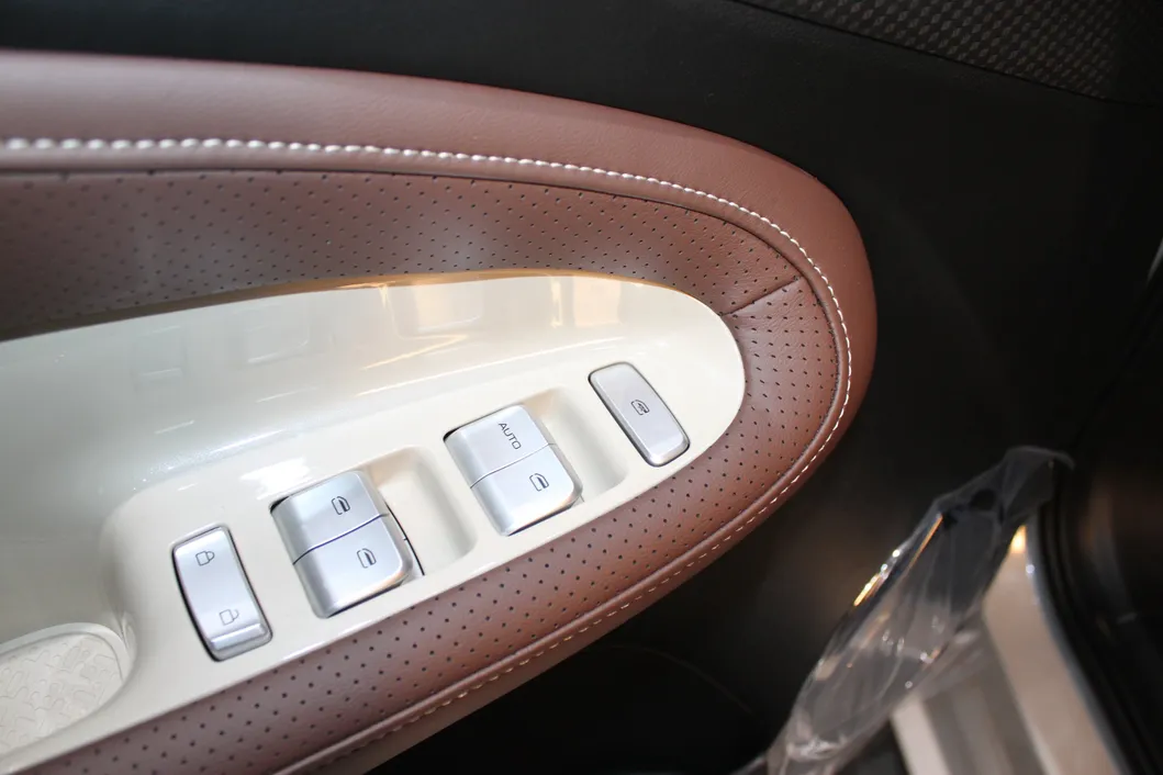 Wuling Mini EV Detail 1