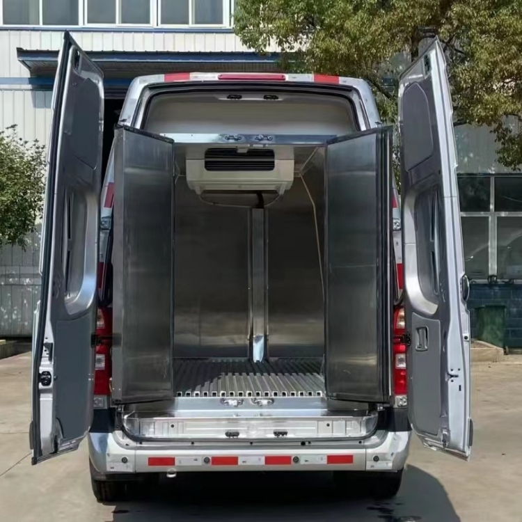 Reliable Foton View G9 Cargo Van for Commercial Use and Delivery