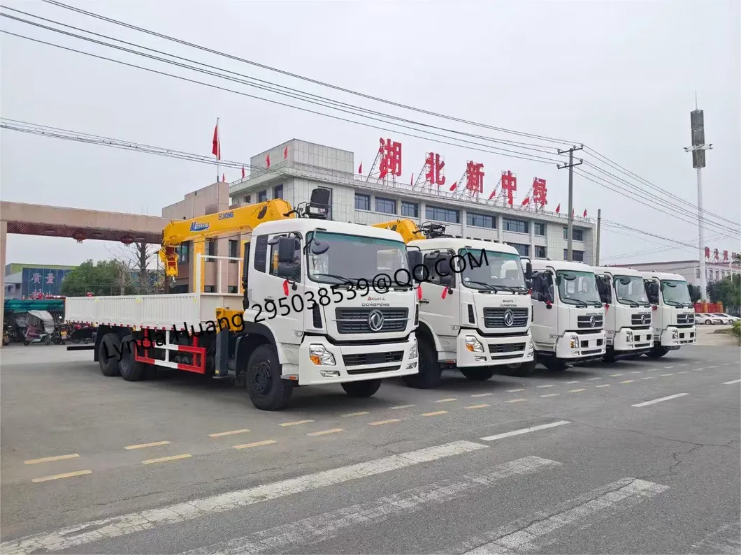 Heavy-Duty Crane Truck
