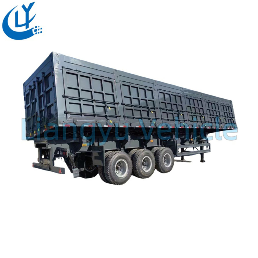 Sturdy 3-Axle Rear-Tipping Dump Truck for Heavy-Duty Daily Work Cycles
