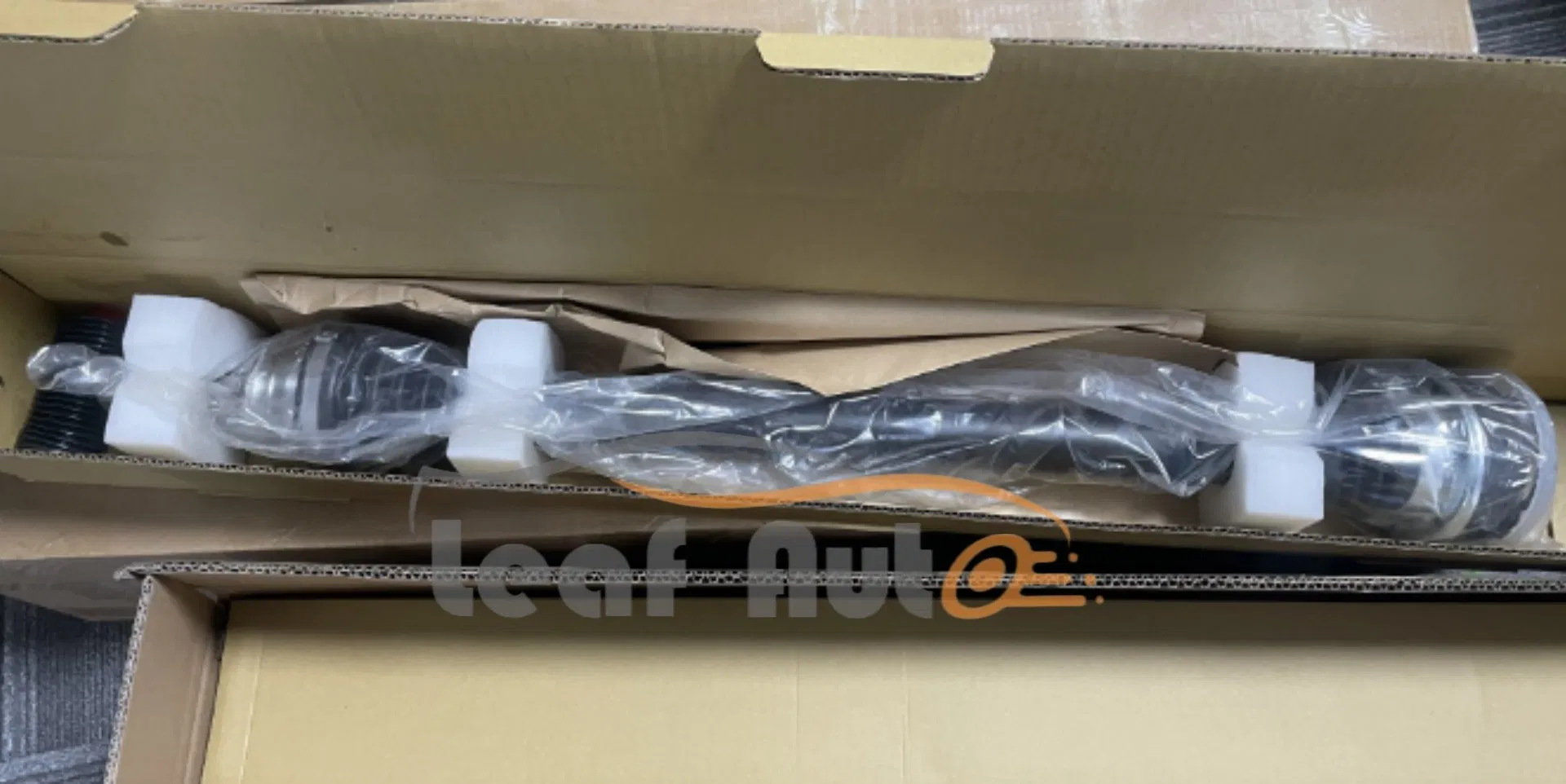 Vente en gros de voitures Leaf pour BMW 3 Compact (E46) 316 Ti (/BMW 3 Compact (E46) 318 Ti/BMW 3 Coupé (E46) 316 Ci/ BMW 3 Coupé (E46) 318 Ci Arbre de transmission (OEM 33211229587)