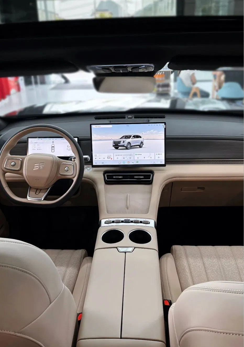 Jetour X70L 5-Seater SUV 1 5t Plug-in Hybrid 2WD Drive