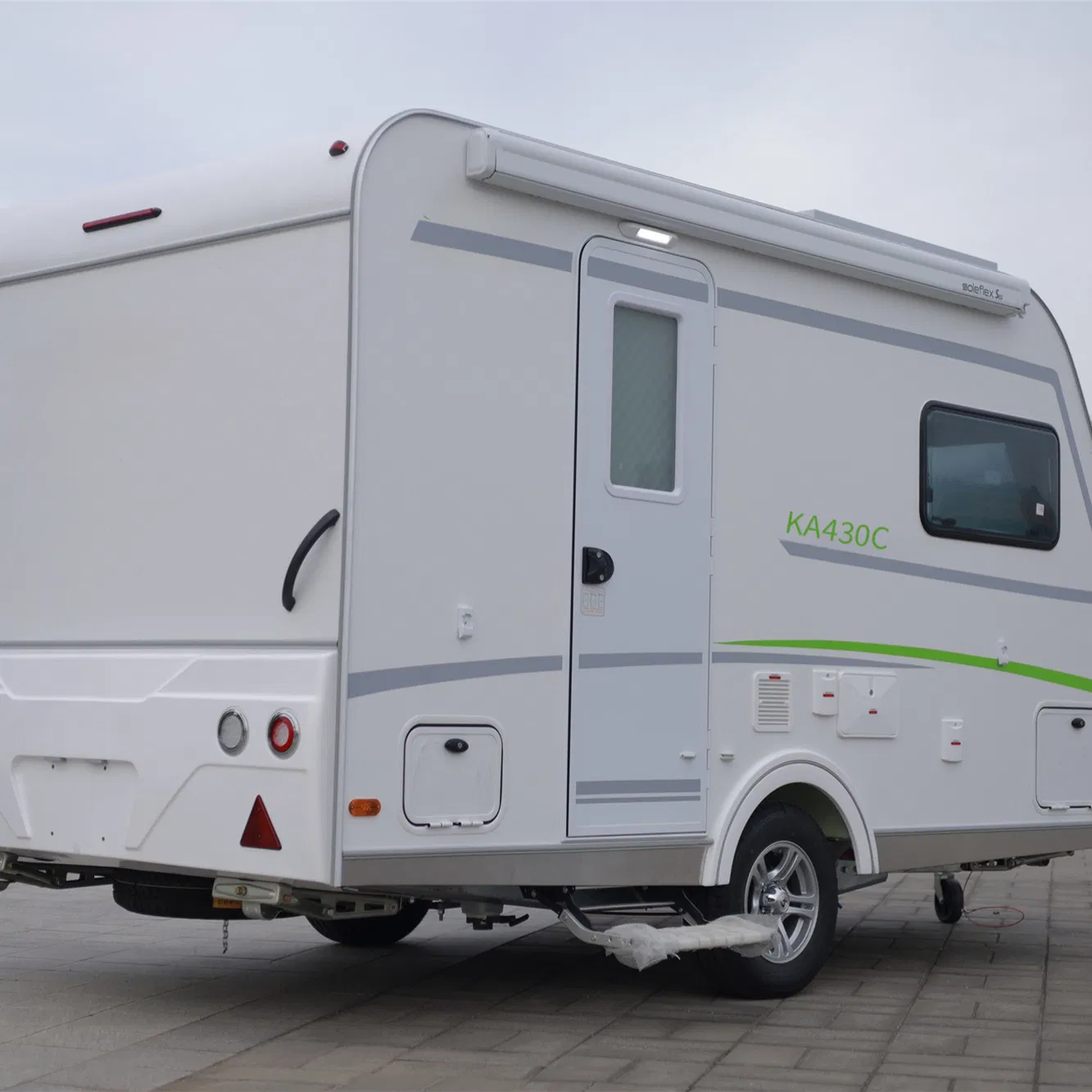 Lightweight Galvanized Sheet Mini Camper RV-Travel Trailer for Caravan for Short Distance Adventures