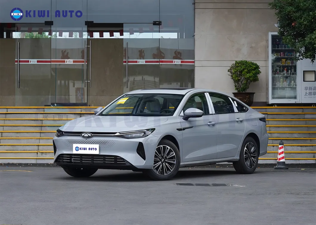 Chery Fulwin A8 Exterior 1