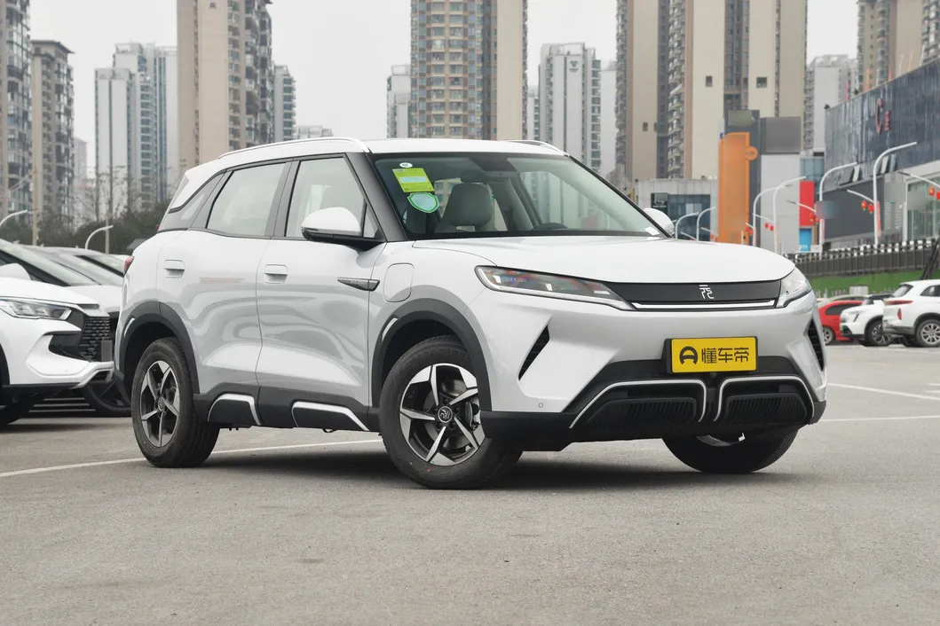 BYD Yuan UP Side View
