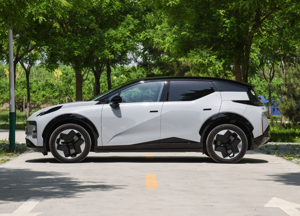 High-Performance Zeekr X All-Wheel Drive Electric Sports Car