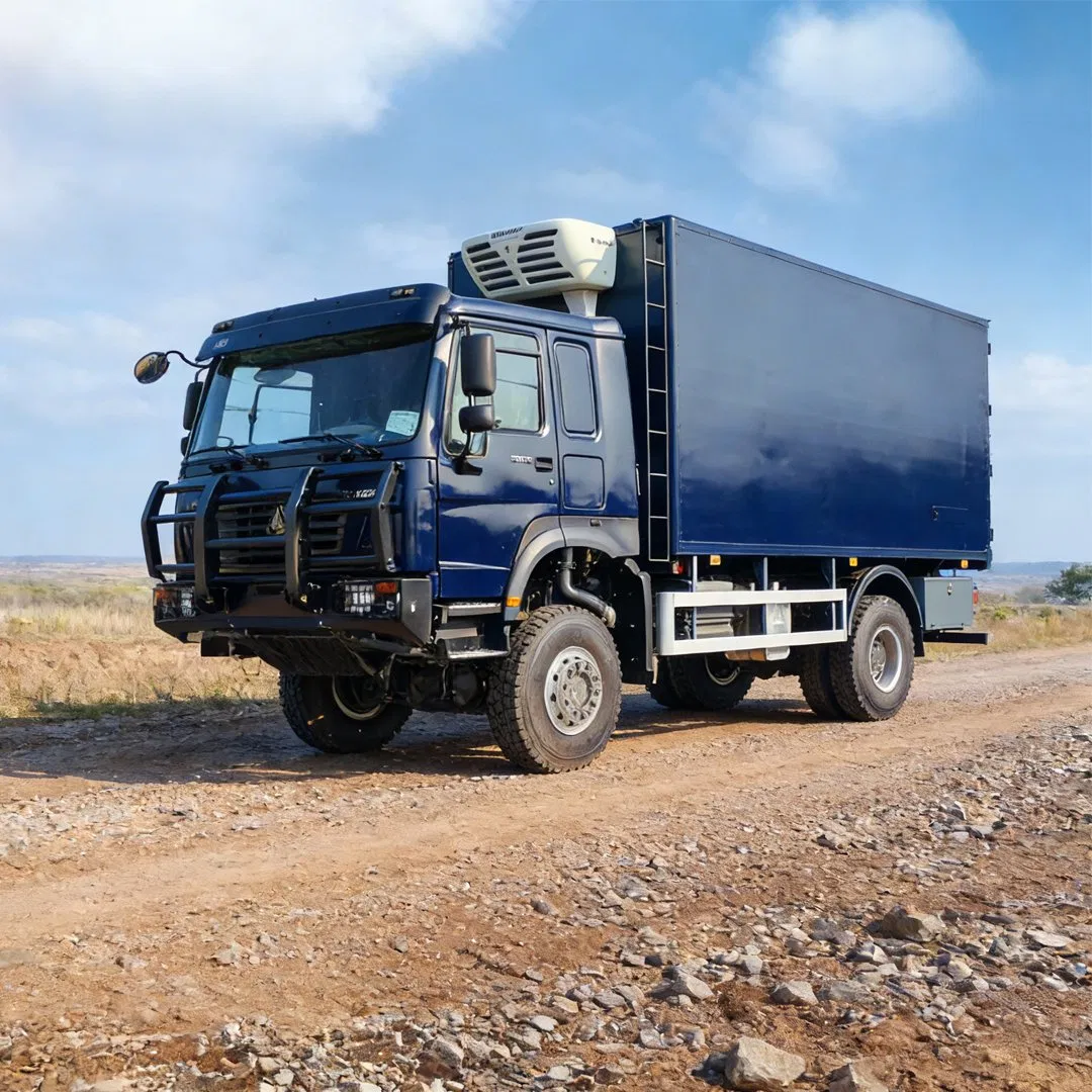 HOWO Foton Dongfeng 4X4 Full Drive off Road All Terrain Camion Refrigere Refrigerator Refrigerated Truck Cooling Trailer Van Cold Chain Frozen Box Cargo Vehicle