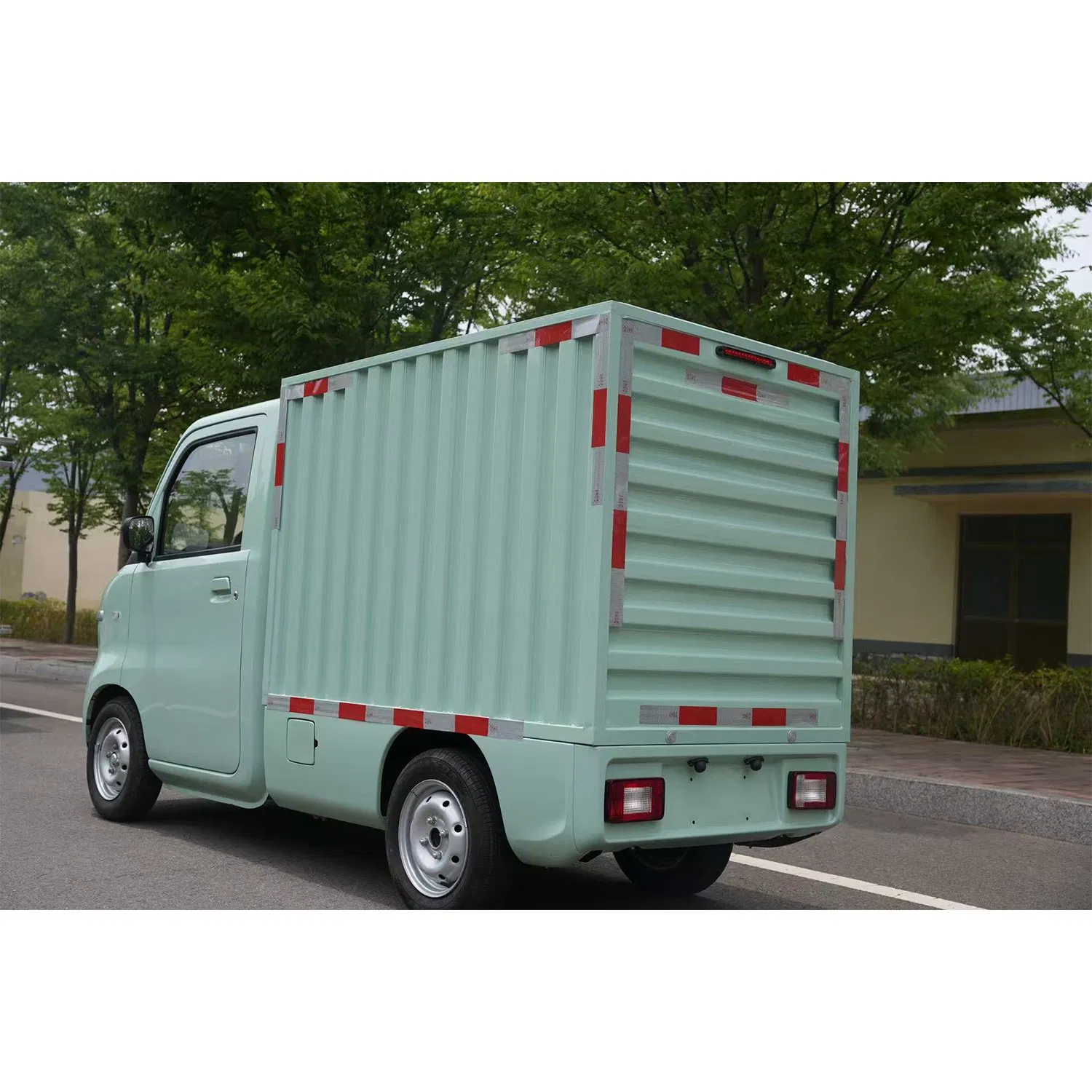 Honri Ha Series Mini Electric Van Electric Mini Truck Auto Car Mini Electric Car- 70km Lithium Battery Luxury Resort Passenger-Cargo Vehicle
