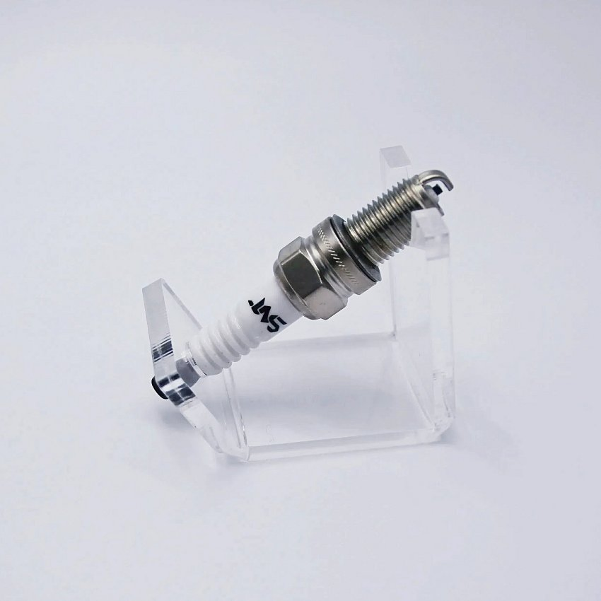 Wholesale China High Quality Auto Parts Spark Plugs for Japanese, Korean Cars, Toyota, Corolla, Hyundai, Suzuki, Vitara, Nissan Auto Parts 14