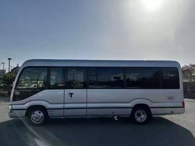 10-Seat Family Minivans, 20-Seat Above for Commuting Coaches, 50-Seat School Buses, Urban Buses