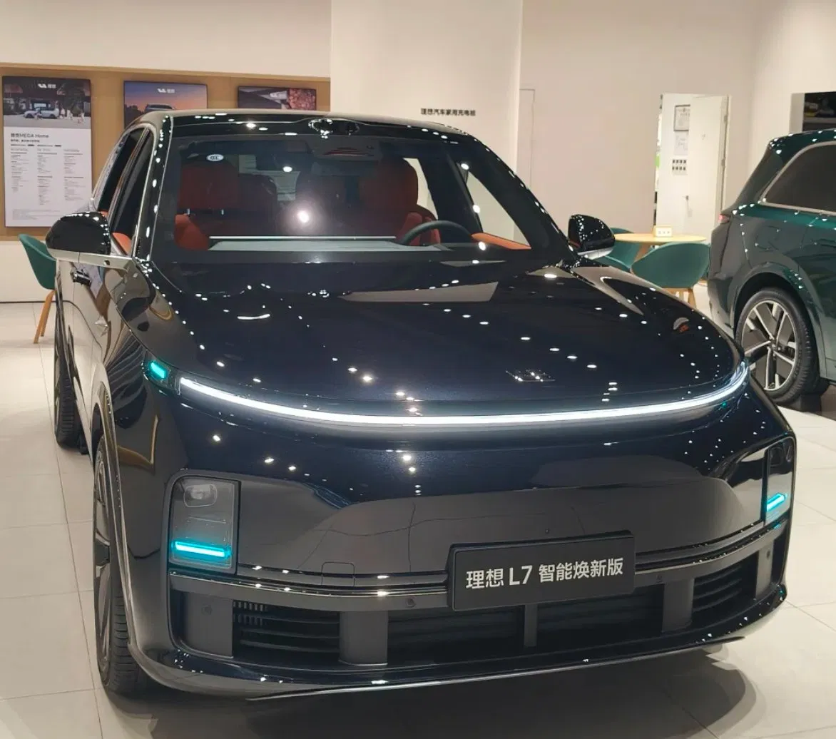 Lixiang L9 Plug-in Hybrid SUV: 5-Seater 2WD 1 5t Power